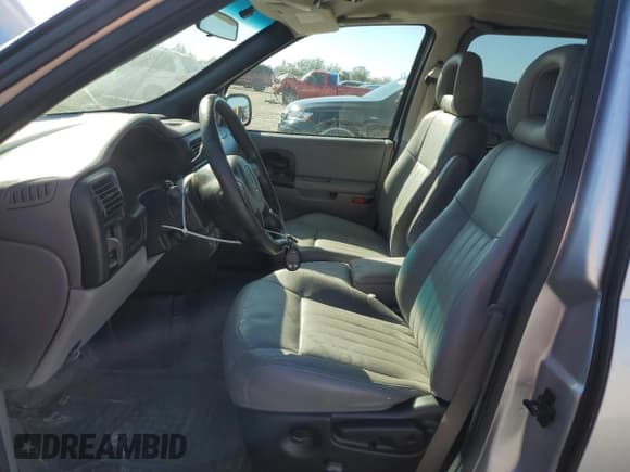 ✅ 2002 Pontiac Montana 1SX • VIN: 1GMDV03E72D193880 • Lot: 42328975. Wystawiony na Copart z przebiegiem 86 980 mil. Bezpłatny archiwum sprzedaży aukcyjnych z USA i szczegółowy raport historii pojazdu na DreamBid. Zdjęcie 7.