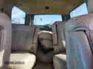 2002 Chevrolet Suburban Z71 с VIN 3GNFK16T02G237847, выставлен на аукционе Copart как лот 85391084 с пробегом 277 509 миль миль и Чистый • Clean title. История ставок и продаж доступна на DreamBid. Изображение 10.