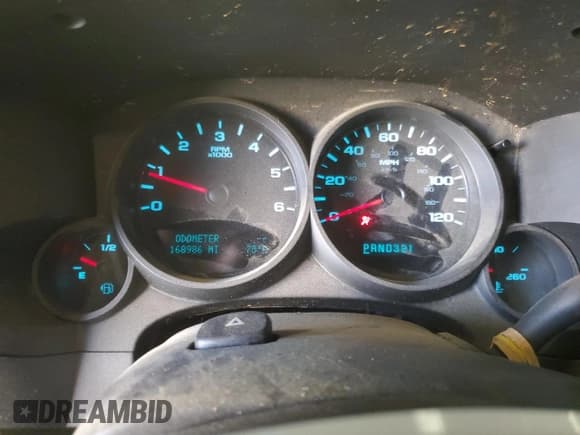 ✅ 2010 Chevrolet Silverado 1500 Work Truck • VIN: 1GCPCPEX4AZ191178 • Lot: 73594184. Listed on Copart with 168,986 mi. Free auction sales archive from the USA and detailed vehicle history report at DreamBid. Image 9.