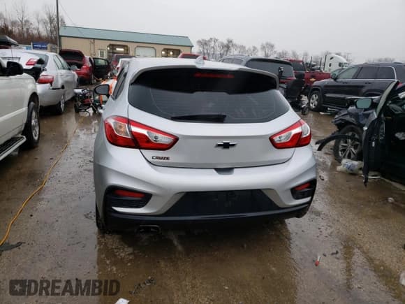 ✅ 2018 Chevrolet Cruze LT • VIN: 3G1BE6SMXJS652446 • Lot: 45147883. Listed on Copart with 88,062 mi. Free auction sales archive from the USA and detailed vehicle history report at DreamBid. Image 6.