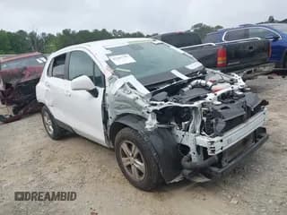 ✅ 2022 Chevrolet Trax LS • VIN: KL7CJKSM6NB526017 • Lot: 42267795. Listed on IAAI with 56,408 mi. Free auction sales archive from the USA and detailed vehicle history report at DreamBid. Image 1.