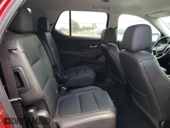 ✅ 2021 Chevrolet Traverse LT • VIN: 1GNERHKW6MJ240916 • Lot: 67798765. Wystawiony na Copart z przebiegiem 45 267 mil. Bezpłatny archiwum sprzedaży aukcyjnych z USA i szczegółowy raport historii pojazdu na DreamBid. Zdjęcie 11.