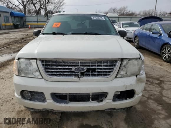 ✅ 2003 Ford Explorer Limited • VIN: 1FMZU75W73ZA10408 • Lot: 68181285. Wystawiony na Copart z przebiegiem 212 341 mil. Bezpłatny archiwum sprzedaży aukcyjnych z USA i szczegółowy raport historii pojazdu na DreamBid. Zdjęcie 5.