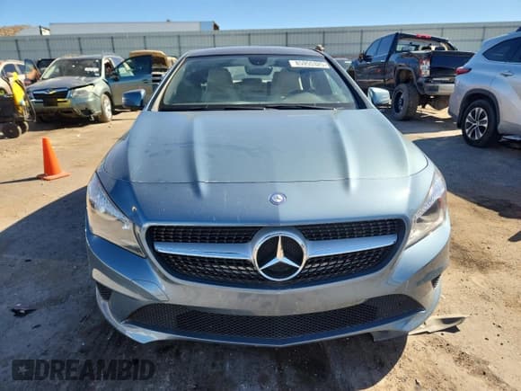 ✅ 2014 Mercedes-Benz CLA 250 • VIN: WDDSJ4EB9EN035093 • Lot: 85955325. Wystawiony na Copart z przebiegiem 93 661 mil. Bezpłatny archiwum sprzedaży aukcyjnych z USA i szczegółowy raport historii pojazdu na DreamBid. Zdjęcie 5.