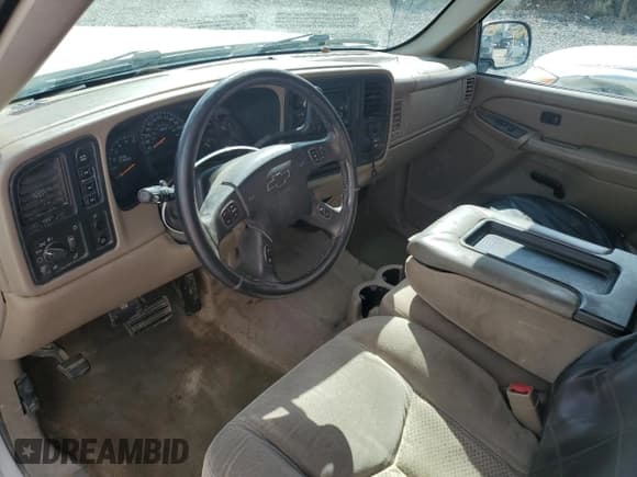 ✅ 2004 Chevrolet Silverado 1500 Z71 • VIN: 2GCEK19T141227808 • Лот: 85854705. Опубликован ранее на Copart с пробегом 158 776 миль. Бесплатный доступ к архиву аукционных продаж из США и подробный отчёт об истории автомобиля на DreamBid. Изображение 8.