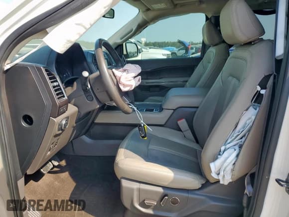 ✅ 2021 Ford Expedition Limited • VIN: 1FMJU1KT0MEA28942 • Lot: 80916065. Wystawiony na Copart z przebiegiem 47 158 mil. Bezpłatny archiwum sprzedaży aukcyjnych z USA i szczegółowy raport historii pojazdu na DreamBid. Zdjęcie 7.