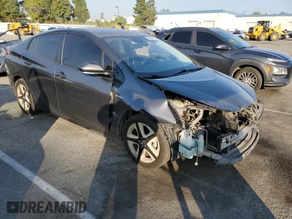 ✅ 2016 Toyota Prius Four • VIN: JTDKARFUXG3013075 • Лот: 83562114. Опубликован ранее на Copart с пробегом Не указан. Бесплатный доступ к архиву аукционных продаж из США и подробный отчёт об истории автомобиля на DreamBid. Изображение 4.