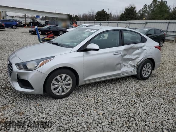 ✅ 2020 Hyundai Accent SE • VIN: 3KPC24A64LE114046 • Лот: 46070415. Опубликован ранее на Copart с пробегом 81 581 миль. Бесплатный доступ к архиву аукционных продаж из США и подробный отчёт об истории автомобиля на DreamBid. Изображение 1.