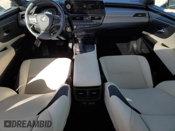 ✅ 2022 Lexus ES 350 • VIN: 58ADZ1B18NU133242 • Лот: 47634685. Опубликован ранее на Copart с пробегом 18 438 миль. Бесплатный доступ к архиву аукционных продаж из США и подробный отчёт об истории автомобиля на DreamBid. Изображение 8.