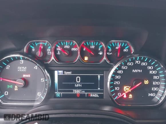 ✅ 2019 Chevrolet Tahoe LT • VIN: 1GNSCBKC8KR366460 • Lot: 41384327. Wystawiony na IAAI z przebiegiem 76 861 mil. Bezpłatny archiwum sprzedaży aukcyjnych z USA i szczegółowy raport historii pojazdu na DreamBid. Zdjęcie 7.