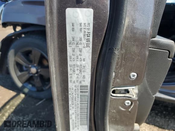 ✅ 2017 Jeep Patriot Latitude • VIN: 1C4NJPFB2HD182194 • Лот: 51352305. Опубликован ранее на Copart с пробегом 107 889 миль. Бесплатный доступ к архиву аукционных продаж из США и подробный отчёт об истории автомобиля на DreamBid. Изображение 15.