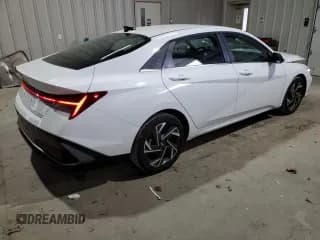 ✅ 2025 Hyundai Elantra SEL Convenience • VIN: KMHLS4DG4SU023343 • Лот: 90127145. Опубликован ранее на Copart с пробегом 9 431 миль. Бесплатный доступ к архиву аукционных продаж из США и подробный отчёт об истории автомобиля на DreamBid. Изображение 3.