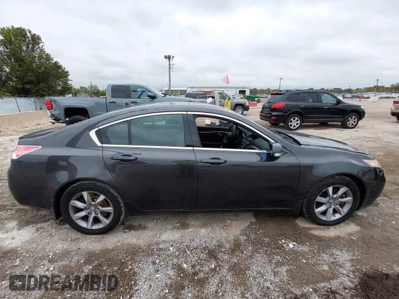 ✅ 2012 Acura TL Auto • VIN: 19UUA8F26CA031324 • Лот: 43431355. Опубликован ранее на IAAI с пробегом 117 904 миль. Бесплатный доступ к архиву аукционных продаж из США и подробный отчёт об истории автомобиля на DreamBid. Изображение 13.