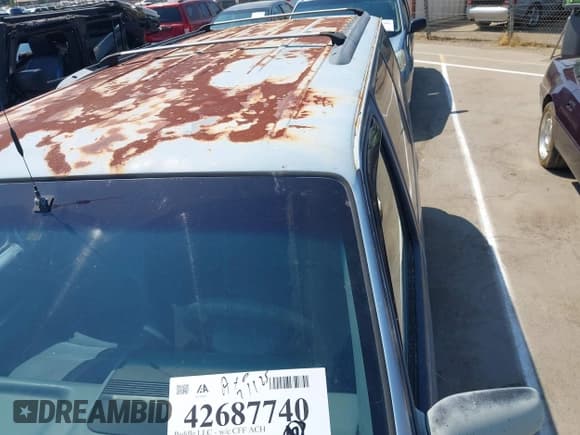 ✅ 1992 Plymouth Grand Voyager • VIN: 1P4GH54R0NX287265 • Lot: 42687740. Wystawiony na IAAI z przebiegiem 268 810 mil. Bezpłatny archiwum sprzedaży aukcyjnych z USA i szczegółowy raport historii pojazdu na DreamBid. Zdjęcie 6.