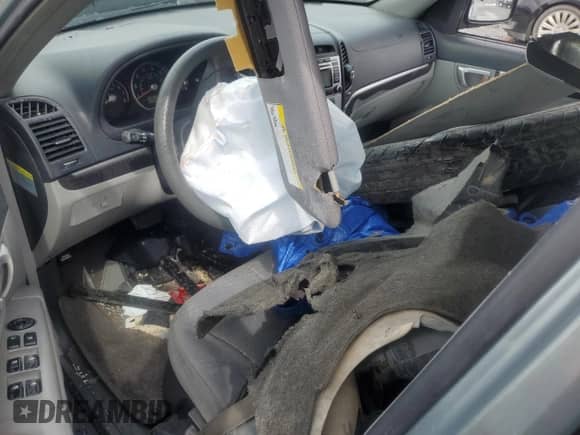 ✅ 2009 Hyundai Santa Fe GLS • VIN: 5NMSG13D89H328272 • Лот: 73031684. Размещён на Copart с пробегом 210 275 миль миль. Получите бесплатный доступ к архиву аукционных продаж из США и посмотрите подробный отчёт об истории автомобиля на DreamBid. Изображение 8.