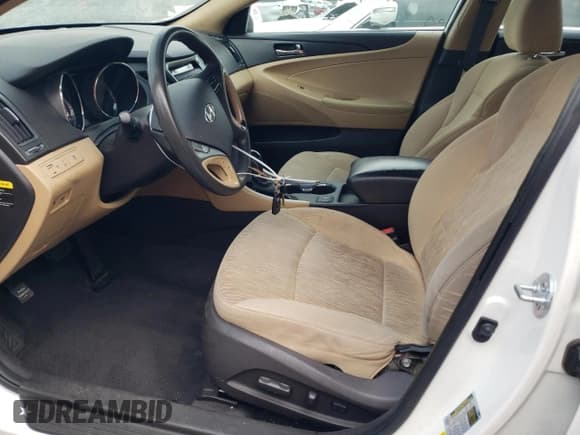 ✅ 2014 Hyundai Sonata GLS • VIN: 5NPEB4AC0EH918762 • Lot: 68619814. Listed on Copart with 138,226 mi. Free auction sales archive from the USA and detailed vehicle history report at DreamBid. Image 7.