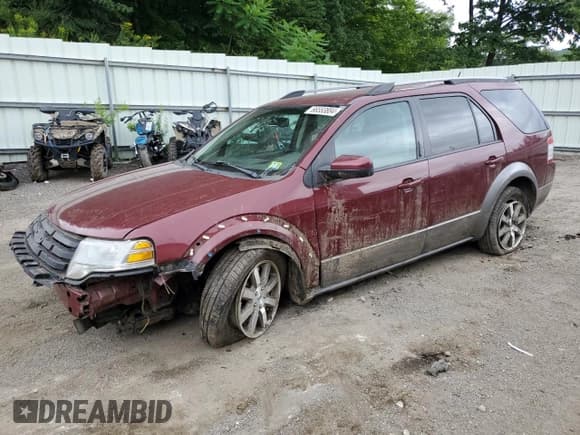 ✅ 2008 Ford Taurus X SEL • VIN: 1FMDK02W98GA06200 • Lot: 66553884. Wystawiony na Copart z przebiegiem 102 046 mil. Bezpłatny archiwum sprzedaży aukcyjnych z USA i szczegółowy raport historii pojazdu na DreamBid. Zdjęcie 1.