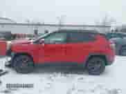 2019 Jeep Compass Limited with VIN 3C4NJDCB8KT827029, listed as a IAAI auction lot 41345947 with 51,135 mi miles and . Bid and sale history available at DreamBid. Image 14.