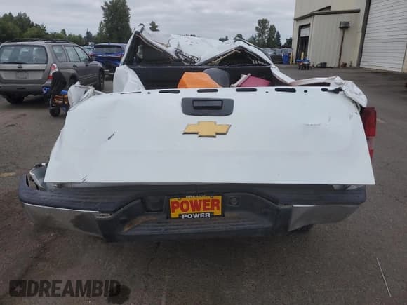 ✅ 2013 Chevrolet Silverado 1500 • VIN: 1GCNKSEA3DZ151591 • Lot: 61342625. Wystawiony na Copart z przebiegiem Nie podano. Bezpłatny archiwum sprzedaży aukcyjnych z USA i szczegółowy raport historii pojazdu na DreamBid. Zdjęcie 6.