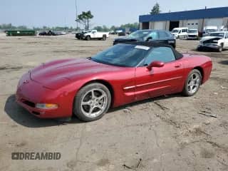 2002 Chevrolet Corvette z VIN 1G1YY32G825104158, wystawiony jako Copart lot #65009245 z przebiegiem 71 851 mil mil oraz Czysty tytuł • Clean title. Historia ofert i sprzedaży dostępna na DreamBid. Obrazek 1.