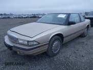 ✅ 1994 Buick Regal • VIN: 2G4WB15L5R1436742 • Lot: 43825913. Listed on IAAI with 122,407 mi. Free auction sales archive from the USA and detailed vehicle history report at DreamBid. Image 2.