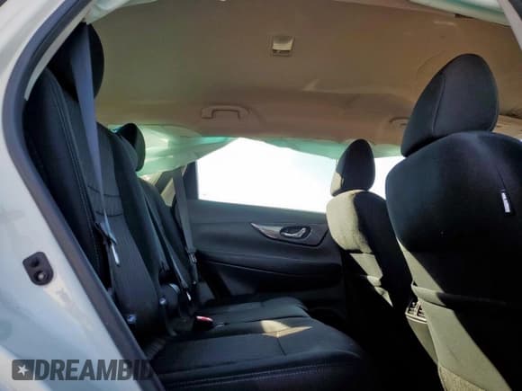 ✅ 2018 Nissan Rogue SV • VIN: 5N1AT2MT4JC731196 • Lot: 92712925. Wystawiony na Copart z przebiegiem 49 998 mil. Bezpłatny archiwum sprzedaży aukcyjnych z USA i szczegółowy raport historii pojazdu na DreamBid. Zdjęcie 11.