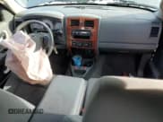 ✅ 2005 Dodge Dakota SLT • VIN: 1D7HW42N25S177345 • Лот: 43988185. Опубликован ранее на Copart с пробегом 129 366 миль. Бесплатный доступ к архиву аукционных продаж из США и подробный отчёт об истории автомобиля на DreamBid. Изображение 8.