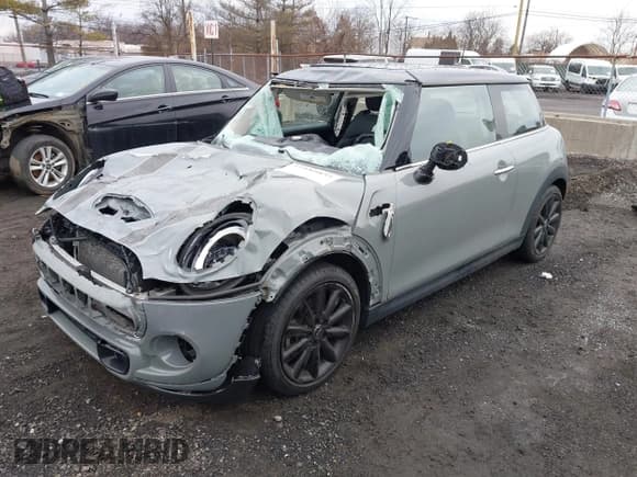 ✅ 2021 MINI Hardtop Cooper S • VIN: WMWXR5C00M2N93167 • Lot: 41685855. Wystawiony na IAAI z przebiegiem 47 730 mil. Bezpłatny archiwum sprzedaży aukcyjnych z USA i szczegółowy raport historii pojazdu na DreamBid. Zdjęcie 2.