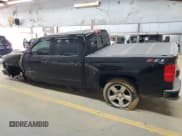 ✅ 2018 Chevrolet Silverado 1500 LT • VIN: 3GCUKREC5JG159841 • Лот: 70784224. Опубликован ранее на Copart с пробегом 110 665 миль. Бесплатный доступ к архиву аукционных продаж из США и подробный отчёт об истории автомобиля на DreamBid. Изображение 2.