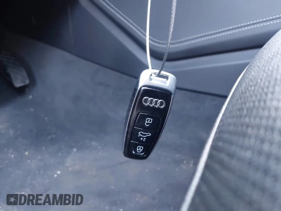 ✅ 2019 Audi A7 Prestige • VIN: WAUV2AF25KN108812 • Лот: 42005937. Опубликован ранее на IAAI с пробегом 53 000 миль. Бесплатный доступ к архиву аукционных продаж из США и подробный отчёт об истории автомобиля на DreamBid. Изображение 11.