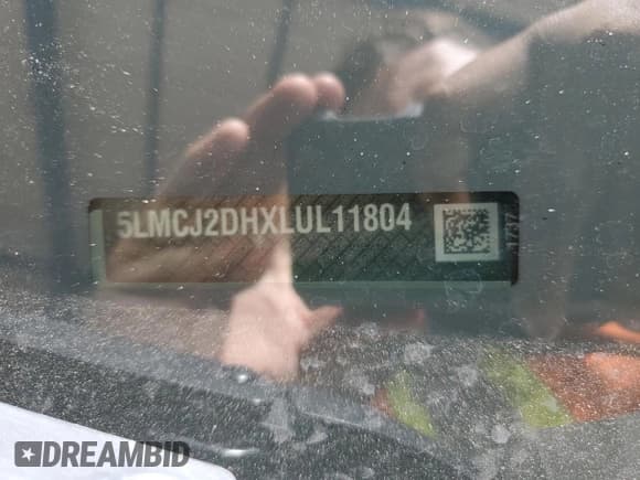 ✅ 2020 Lincoln Corsair Reserve • VIN: 5LMCJ2DHXLUL11804 • Lot: 87083105. Wystawiony na Copart z przebiegiem 67 135 mil. Bezpłatny archiwum sprzedaży aukcyjnych z USA i szczegółowy raport historii pojazdu na DreamBid. Zdjęcie 12.