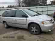 2003 Dodge Caravan SXT с VIN 2D8GP44L43R326840, выставлен на аукционе Copart как лот 43780625 с пробегом 230 803 миль миль и Списание • Salvage title. История ставок и продаж доступна на DreamBid. Изображение 4.