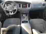 2018 Dodge Charger SXT Plus z VIN 2C3CDXHG7JH162849, wystawiony jako Copart lot #90515255 z przebiegiem 74 757 mil mil oraz Szkoda całkowita • Salvage title. Historia ofert i sprzedaży dostępna na DreamBid. Obrazek 8.