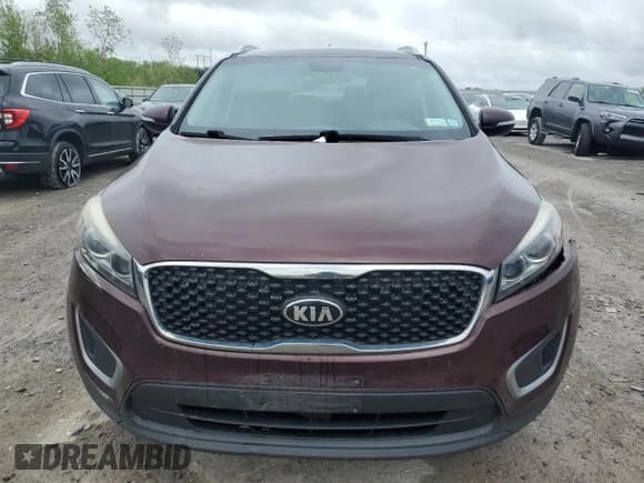 ✅ 2017 Kia Sorento LX • VIN: 5XYPGDA56HG316715 • Lot: 58795655. Listed on Copart with 109,848 mi. Free auction sales archive from the USA and detailed vehicle history report at DreamBid. Image 5.