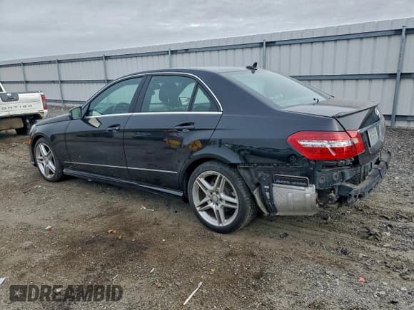 ✅ 2013 Mercedes-Benz E 350 Sport • VIN: WDDHF8JB4DA756386 • Lot: 95737135. Listed on Copart with 108,206 mi. Free auction sales archive from the USA and detailed vehicle history report at DreamBid. Image 2.