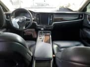 ✅ 2018 Volvo S90 Momentum • VIN: LVY982MK3JP036760 • Лот: 46745593. Опубликован ранее на Copart с пробегом 64 845 миль. Бесплатный доступ к архиву аукционных продаж из США и подробный отчёт об истории автомобиля на DreamBid. Изображение 8.