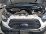 ✅ 2019 Ford Transit • VIN: 1FTYE2CM8KKA74949 • Lot: 81332055. Wystawiony na Copart z przebiegiem 152 823 mil. Bezpłatny archiwum sprzedaży aukcyjnych z USA i szczegółowy raport historii pojazdu na DreamBid. Zdjęcie 12.