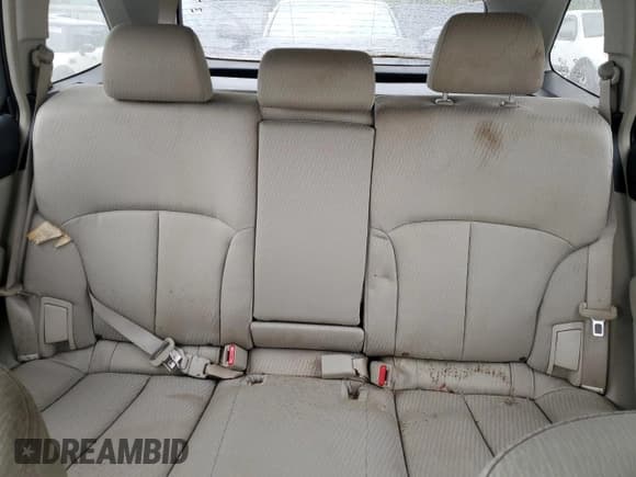 ✅ 2011 Subaru Outback Premium • VIN: 4S4BRBGC7B1325831 • Lot: 57000305. Wystawiony na Copart z przebiegiem 160 965 mil. Bezpłatny archiwum sprzedaży aukcyjnych z USA i szczegółowy raport historii pojazdu na DreamBid. Zdjęcie 10.