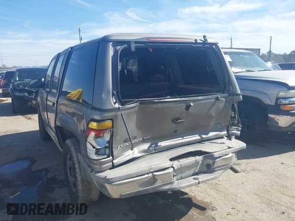 ✅ 1997 Ford Explorer Eddie Bauer • VIN: 1FMDU32X4VZB88487 • Lot: 41456330. Wystawiony na IAAI z przebiegiem 279 727 mil. Bezpłatny archiwum sprzedaży aukcyjnych z USA i szczegółowy raport historii pojazdu na DreamBid. Zdjęcie 3.