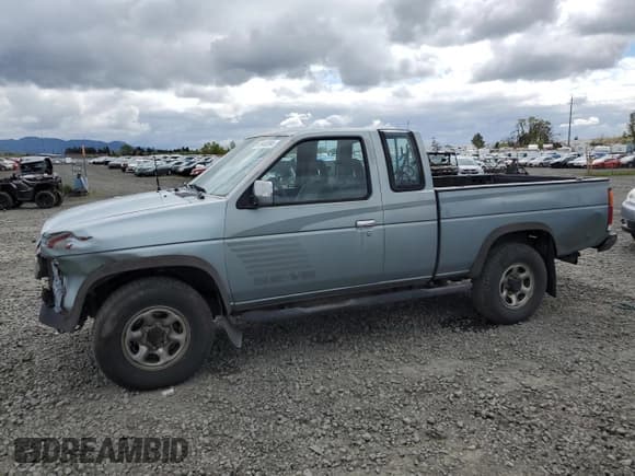 ✅ 1993 Nissan Frontier SE • VIN: 1N6HD16Y0PC408188 • Лот: 71028394. Опубликован ранее на Copart с пробегом 258 939 миль. Бесплатный доступ к архиву аукционных продаж из США и подробный отчёт об истории автомобиля на DreamBid. Изображение 1.