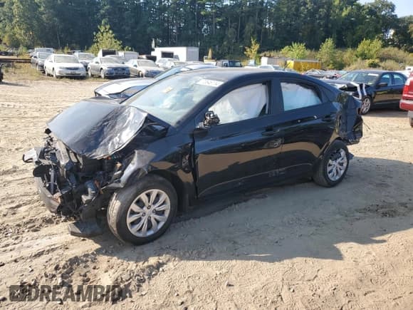 ✅ 2020 Hyundai Accent SE • VIN: 3KPC24A60LE126081 • Лот: 70646114. Опубликован ранее на Copart с пробегом Не указан. Бесплатный доступ к архиву аукционных продаж из США и подробный отчёт об истории автомобиля на DreamBid. Изображение 1.