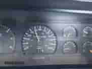 1992 Dodge Dakota z VIN 1B7FL26X4NS552470, wystawiony jako IAAI lot #41981783 z przebiegiem 202 110 mil mil oraz . Historia ofert i sprzedaży dostępna na DreamBid. Obrazek 7.