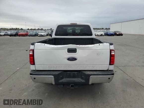 ✅ 2014 Ford F-250 XL • VIN: 1FT7X2AT9EEB76571 • Lot: 84018635. Listed on Copart with 133,333 mi. Free auction sales archive from the USA and detailed vehicle history report at DreamBid. Image 6.