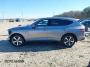 ✅ 2023 Genesis GV80 • VIN: KMUHCESC6PU128600 • Lot: 41179553. Wystawiony na IAAI z przebiegiem 33 225 mil. Bezpłatny archiwum sprzedaży aukcyjnych z USA i szczegółowy raport historii pojazdu na DreamBid. Zdjęcie 15.