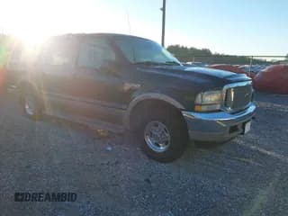 ✅ 2002 Ford Excursion Limited • VIN: 1FMNU42S22EB18472 • Lot: 43856955. Wystawiony na IAAI z przebiegiem 122 353 mil. Bezpłatny archiwum sprzedaży aukcyjnych z USA i szczegółowy raport historii pojazdu na DreamBid. Zdjęcie 1.