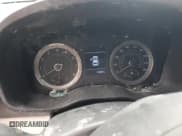 ✅ 2022 Hyundai Venue Limited • VIN: KMHRC8A30NU165919 • Lot: 46082905. Listed on Copart with 92,487 mi. Free auction sales archive from the USA and detailed vehicle history report at DreamBid. Image 9.