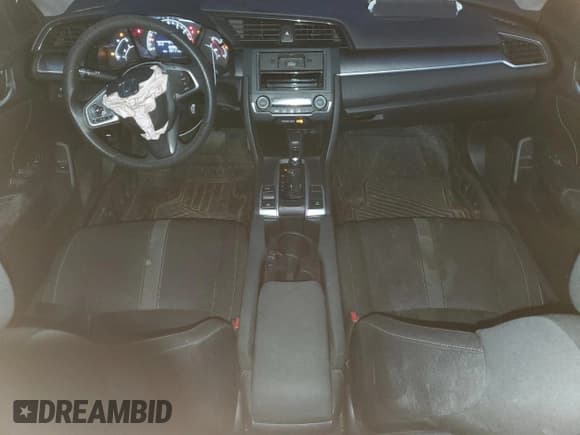 ✅ 2018 Honda Civic LX • VIN: 2HGFC2F5XJH598063 • Лот: 92181965. Опубликован ранее на Copart с пробегом 122 959 миль. Бесплатный доступ к архиву аукционных продаж из США и подробный отчёт об истории автомобиля на DreamBid. Изображение 8.