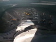 ✅ 2003 Chevrolet Silverado 2500HD LS • VIN: 1GCHC29U53E365373 • Лот: 49455635. Опубликован ранее на Copart с пробегом Не указан. Бесплатный доступ к архиву аукционных продаж из США и подробный отчёт об истории автомобиля на DreamBid. Изображение 9.