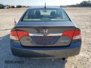 ✅ 2009 Honda Civic • VIN: JHMFA362X9S004137 • Lot: 87416545. Wystawiony na Copart z przebiegiem 239 435 mil. Bezpłatny archiwum sprzedaży aukcyjnych z USA i szczegółowy raport historii pojazdu na DreamBid. Zdjęcie 6.