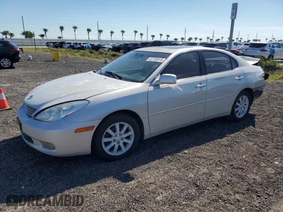 ✅ 2003 Lexus ES 300 • VIN: JTHBF30G630106882 • Lot: 82730915. Listed on Copart with 226,137 mi. Free auction sales archive from the USA and detailed vehicle history report at DreamBid. Image 1.